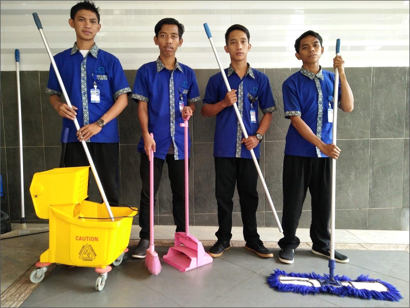 Contoh Surat Keterangan Perusahan Mengadakan Pelatihan Cleaning Servicw