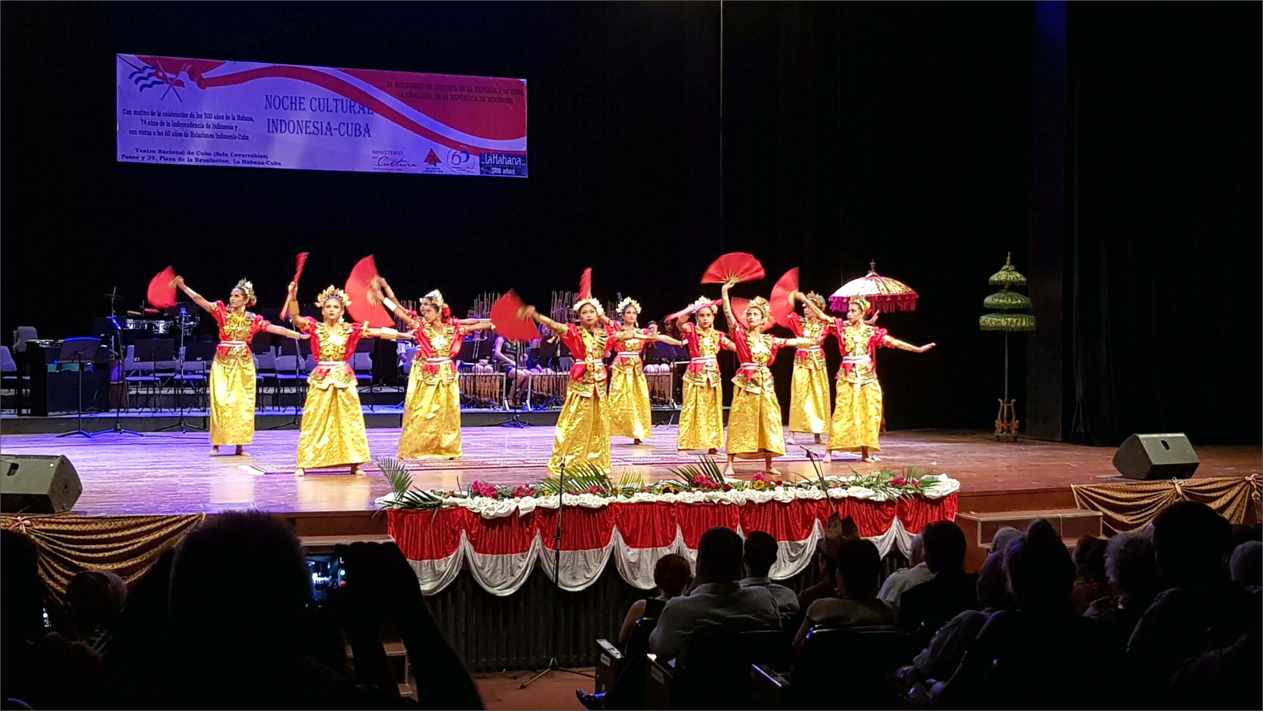 Contoh Jenis Surat Undangan Konser Musik Dan Teater