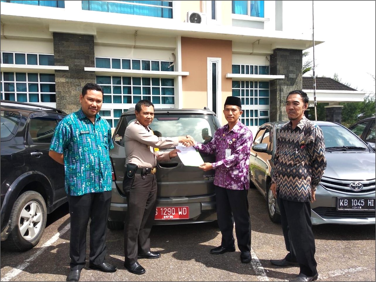 Contoh Surat Pinjam Kendaraan Mobil Dinas